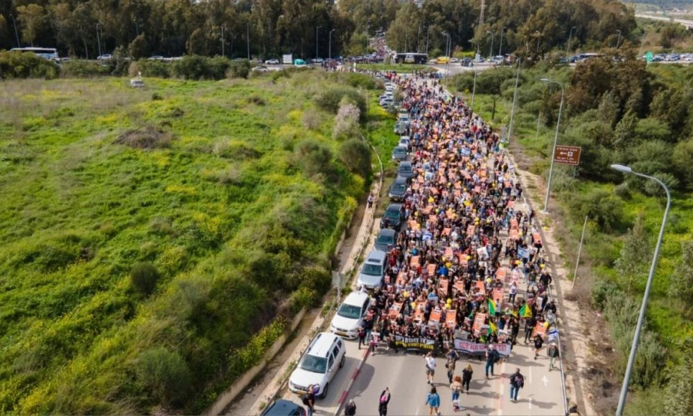 Πόλεμος στο Ισραήλ: Συγγενείς ισραηλινών ομήρων συνεχίζουν την πορεία προς την Ιερουσαλήμ (βίντεο)